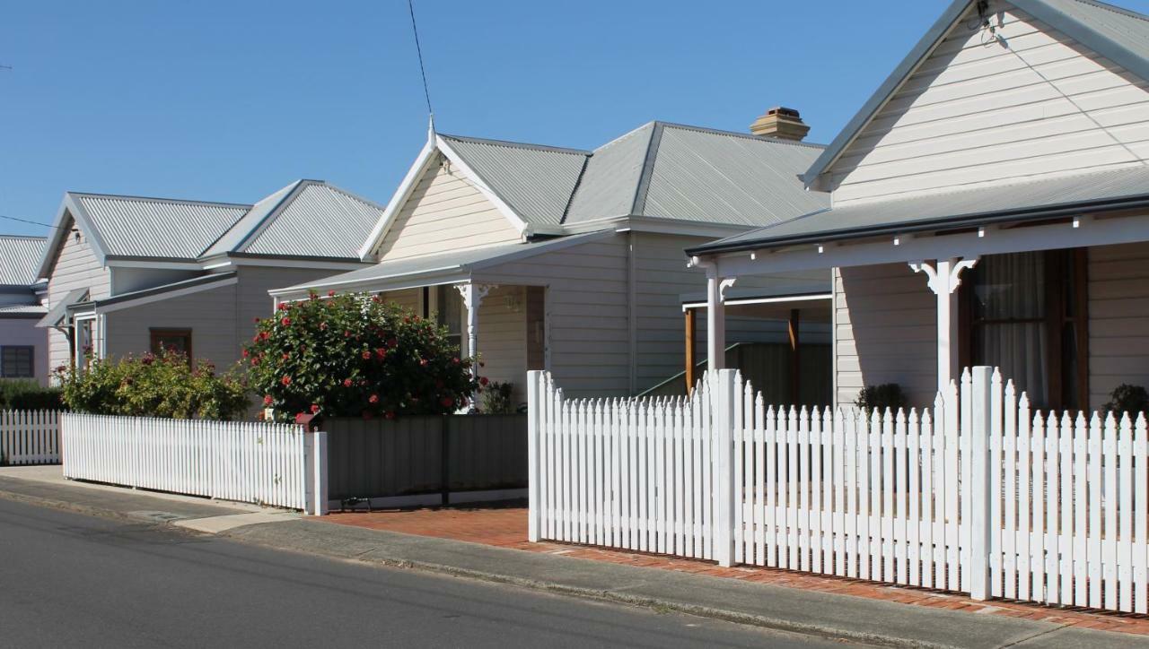 Railway Cottage 번버리 외부 사진